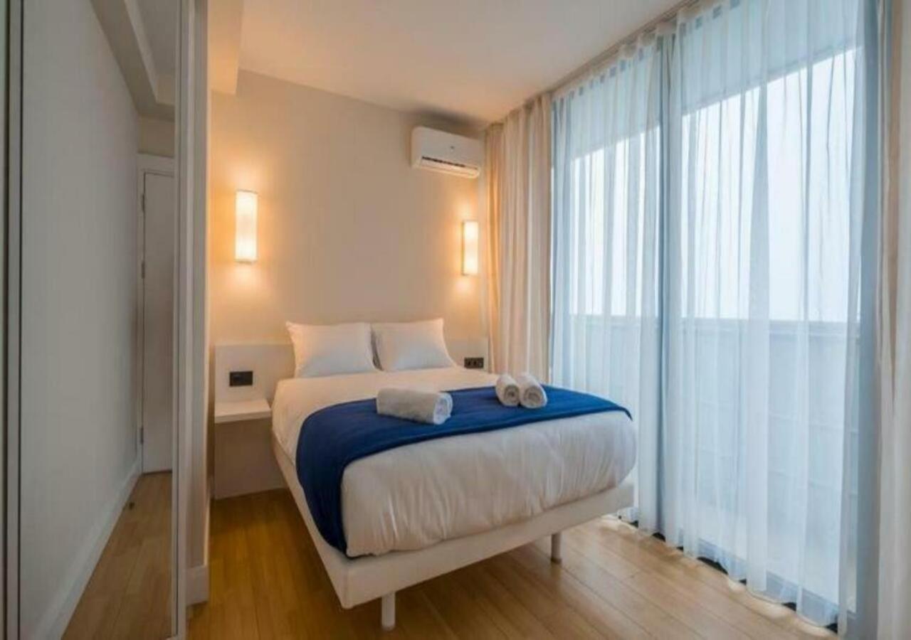 Lux Apartaments Batumi Exteriör bild