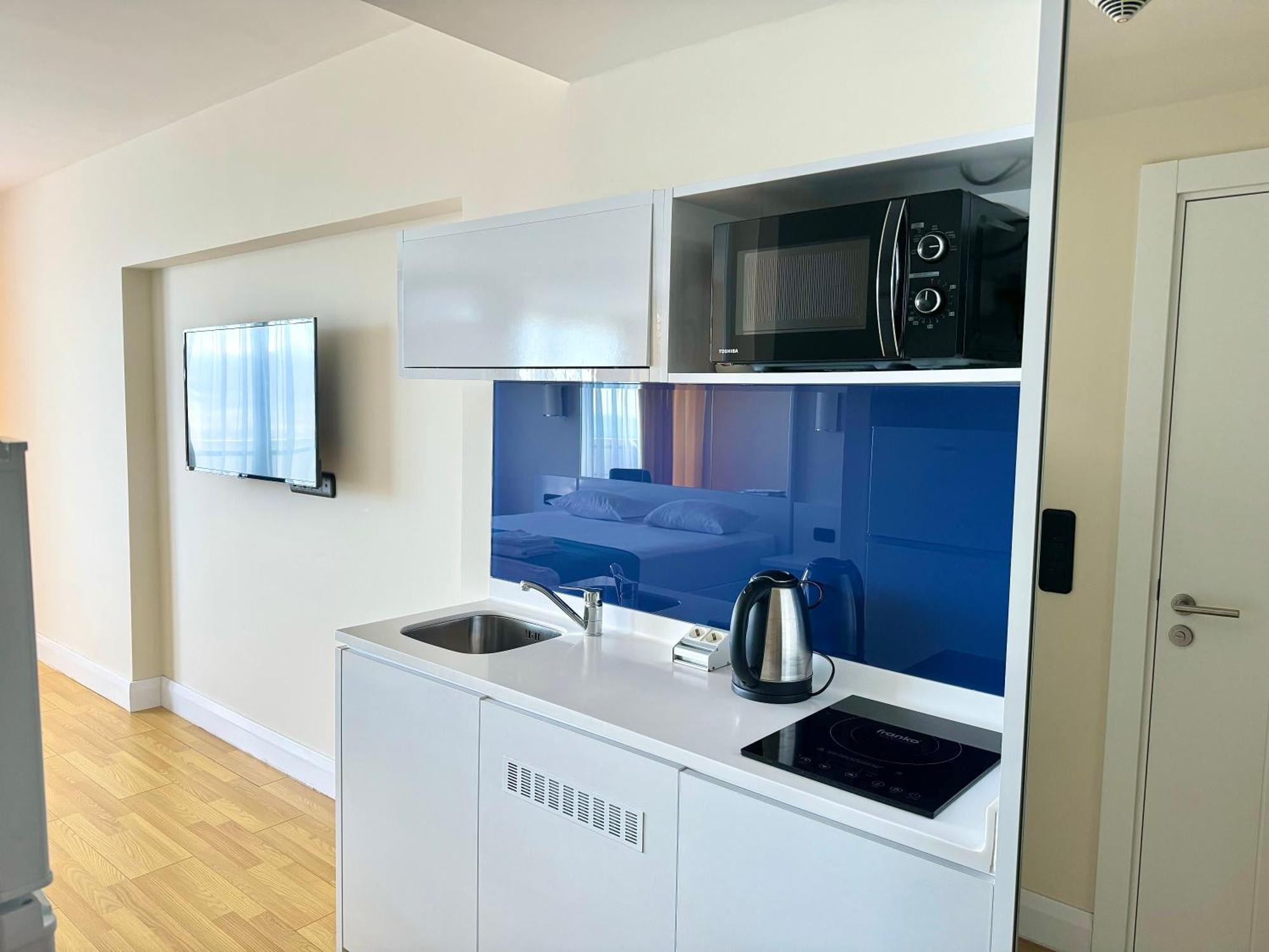 Lux Apartaments Batumi Exteriör bild